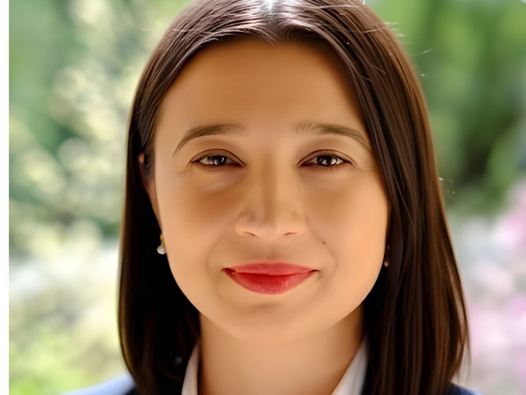 Oltea Belciuganu: On the Transition from a Traditional Career to Fractional Consulting and the Redefinition of Leadership