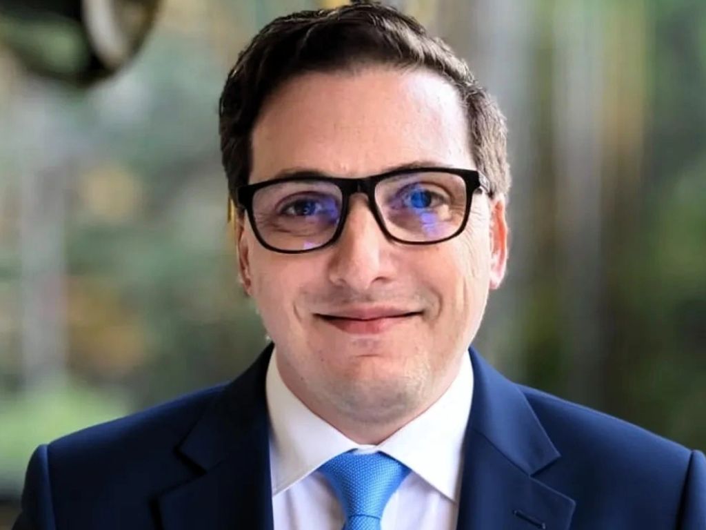 Fractional Leadership in Action: How Andrei Glangher Transforms Companies through Strategy, Systems, and Execution