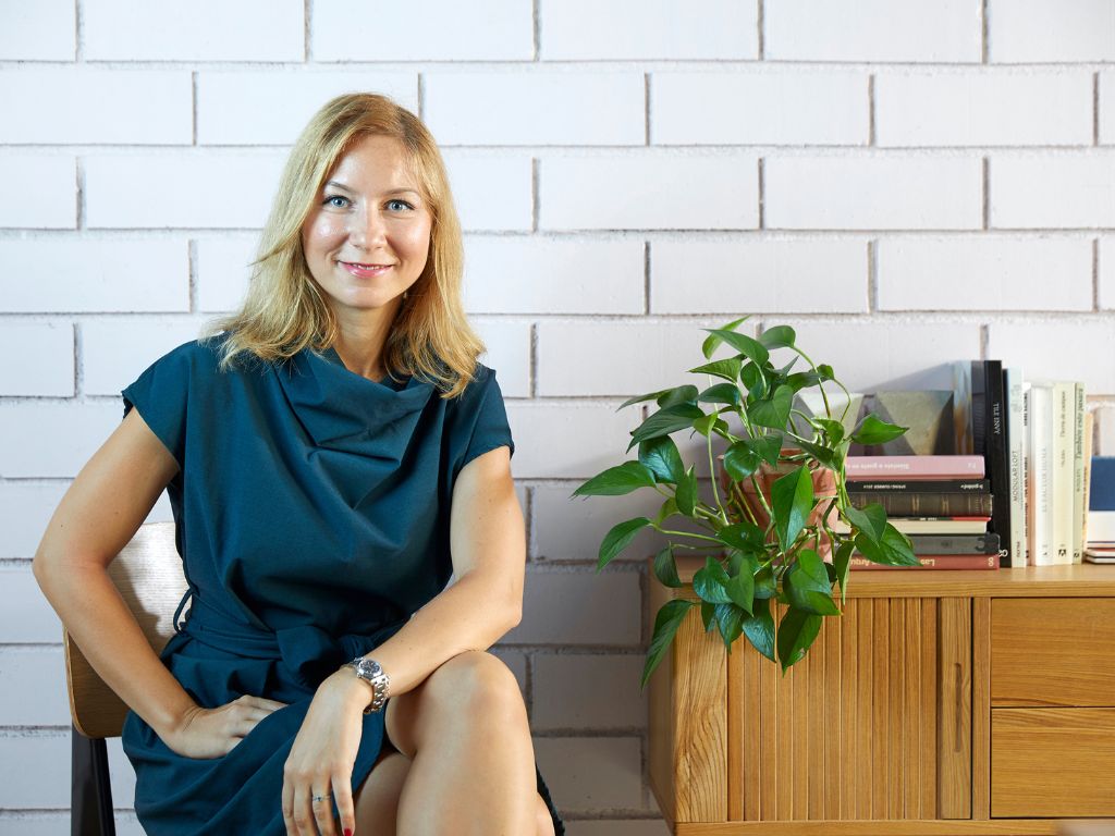 Alexandra Lung: On the Transition to Fractional Leadership and the Art of Creating Fast Impact