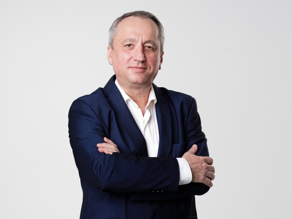 Dan Ștefan, Fractional CISO